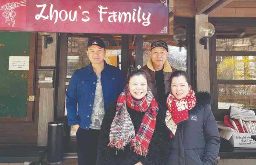 Zhou's Family - das nette Gastro-Team auf der TSV-Tennisanlage